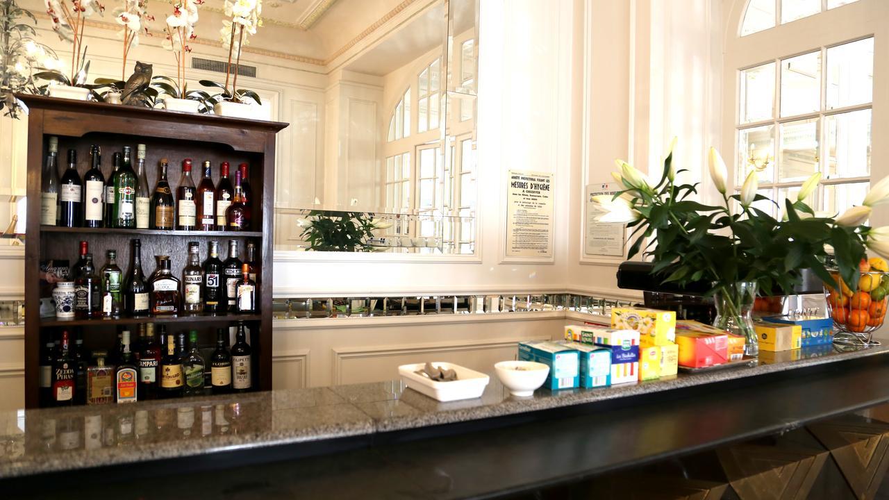 แกรนด์ โฮเต็ล เด อองบาสซาเดอร์ Hotel ม็องตง ภายนอก รูปภาพ